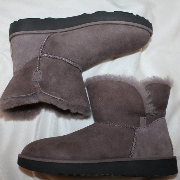 NIB UGG MINI SUEDE SHEARLING BOOTS GRAY 6 - Picture 4 of 9